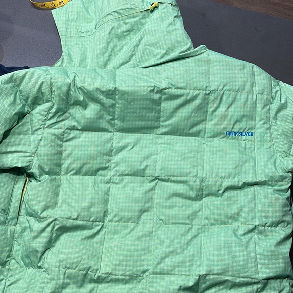 Quicksilver Coat - Picture 4 of 4